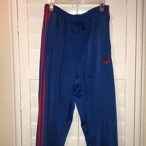 Men’s vintage Adidas track pants